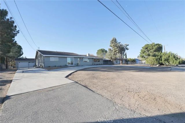 18347 Madrone Street, Hesperia, CA 92345