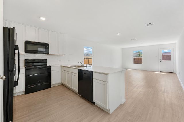 6845 Bramblewood Drive, Princeton, TX 75407