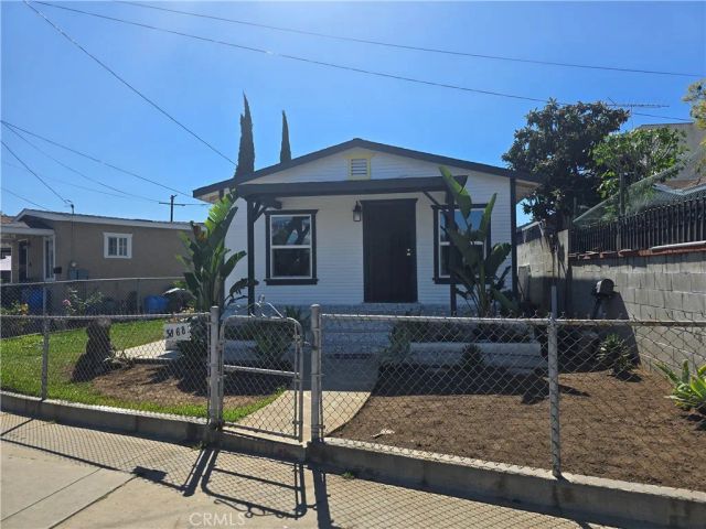 3868 E 1st, Los Angeles, CA 90063