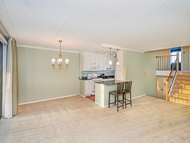 1160 Bower Hill Rd 506A, Mt Lebanon, PA 15243