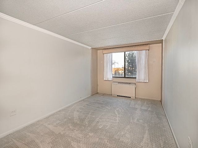 1160 Bower Hill Rd 506A, Mt Lebanon, PA 15243