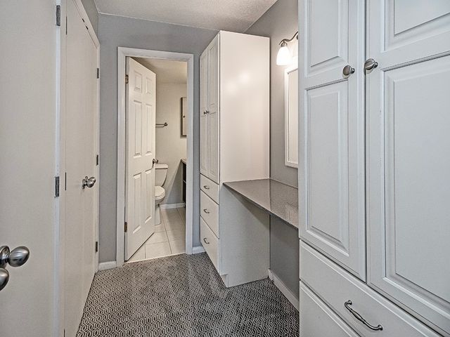 1160 Bower Hill Rd 506A, Mt Lebanon, PA 15243