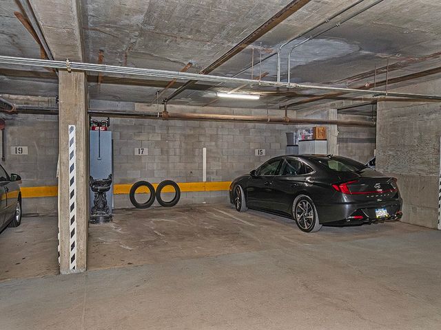 1160 Bower Hill Rd 506A, Mt Lebanon, PA 15243