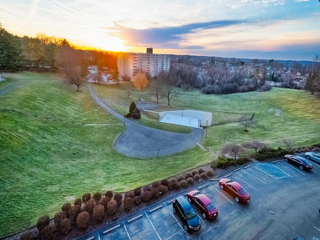 1160 Bower Hill Rd 506A, Mt Lebanon, PA 15243