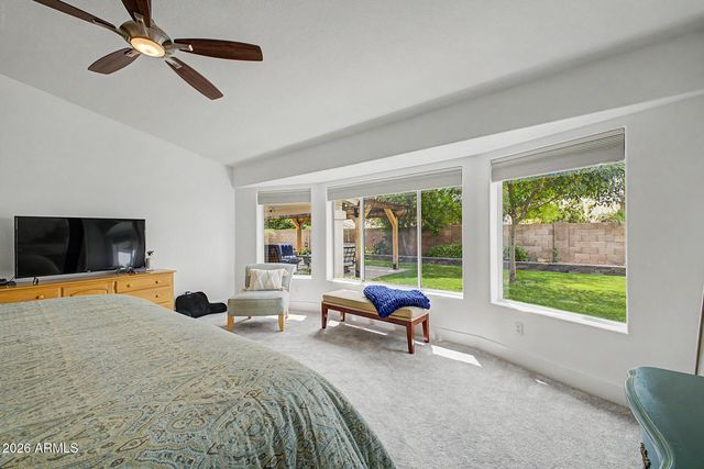 6939 W Robin Lane, Glendale, AZ 85310