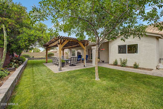 6939 W Robin Lane, Glendale, AZ 85310