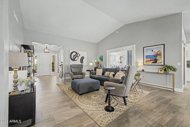 6939 W Robin Lane, Glendale, AZ 85310