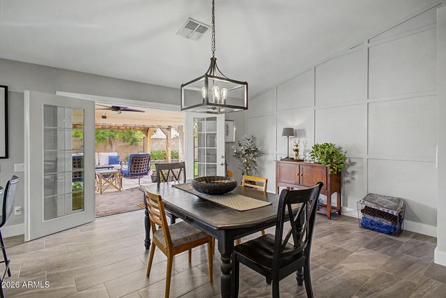 6939 W Robin Lane, Glendale, AZ 85310