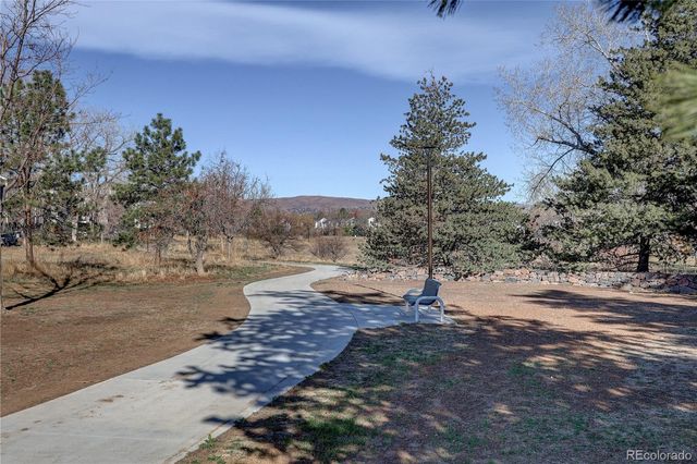 3344 S Ammons Street 16-202, Lakewood, CO 80227