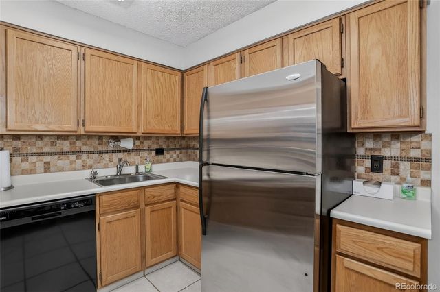 3344 S Ammons Street 16-202, Lakewood, CO 80227