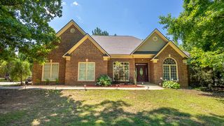 347 Lake Harding Drive, Hamilton, GA 31811