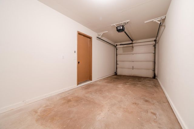 1281 Greenbriar Court 5, White Bear Lake, MN 55110