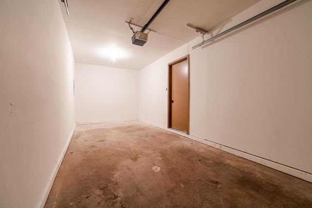 1281 Greenbriar Court 5, White Bear Lake, MN 55110