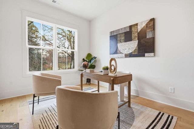 318 Vinings Walk NW, Gainesville, GA 30501