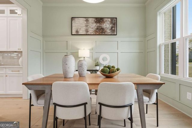 318 Vinings Walk NW, Gainesville, GA 30501