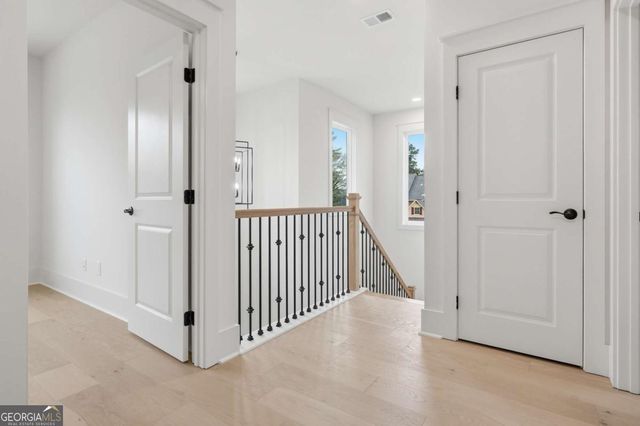 318 Vinings Walk NW, Gainesville, GA 30501