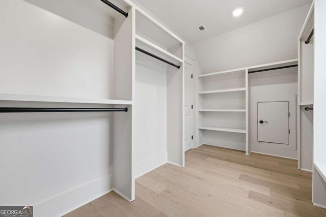 318 Vinings Walk NW, Gainesville, GA 30501