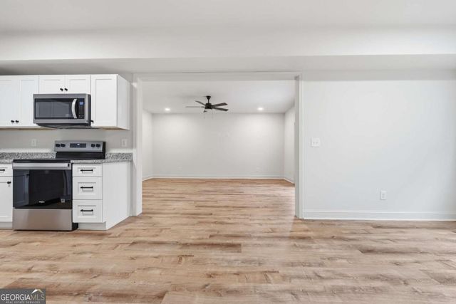 318 Vinings Walk NW, Gainesville, GA 30501