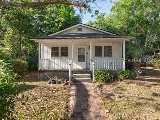1919 Duke St, Beaufort, SC 29902