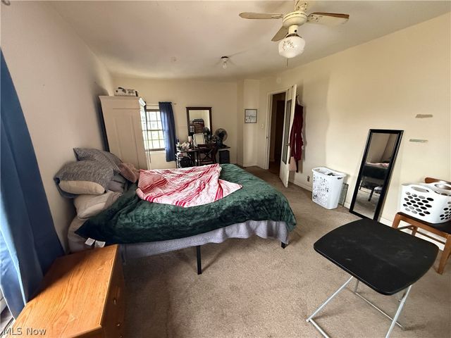 140 School Street, Elyria, OH 44035