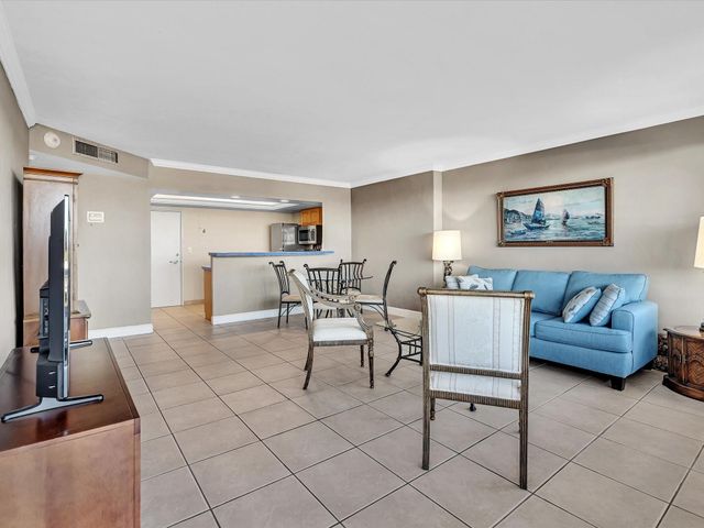 3300 NE 36th Street 403, Fort Lauderdale, FL 33308