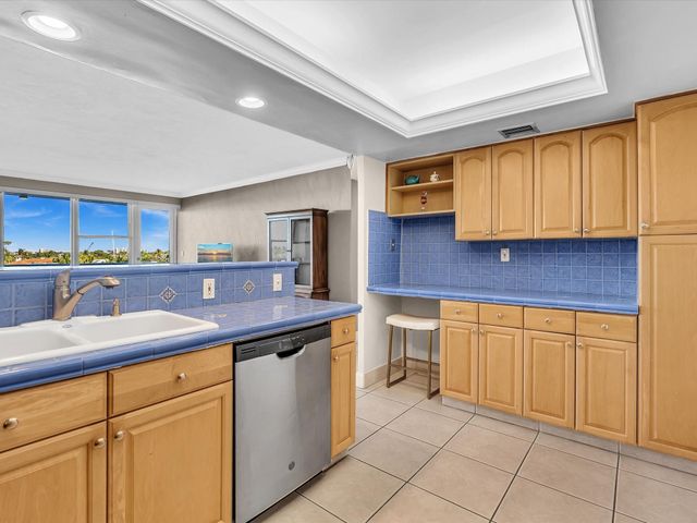 3300 NE 36th Street 403, Fort Lauderdale, FL 33308