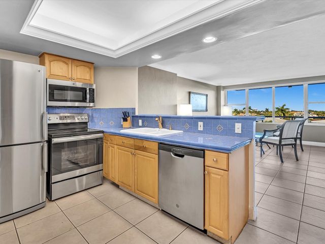 3300 NE 36th Street 403, Fort Lauderdale, FL 33308