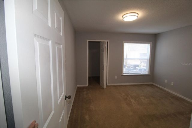 8801 LATREC AVENUE 8105, Orlando, FL 32819