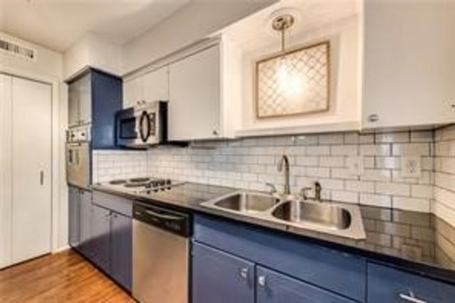 6015 E University Boulevard 227, Dallas, TX 75206