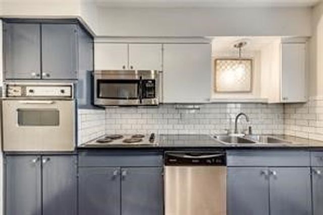 6015 E University Boulevard 227, Dallas, TX 75206
