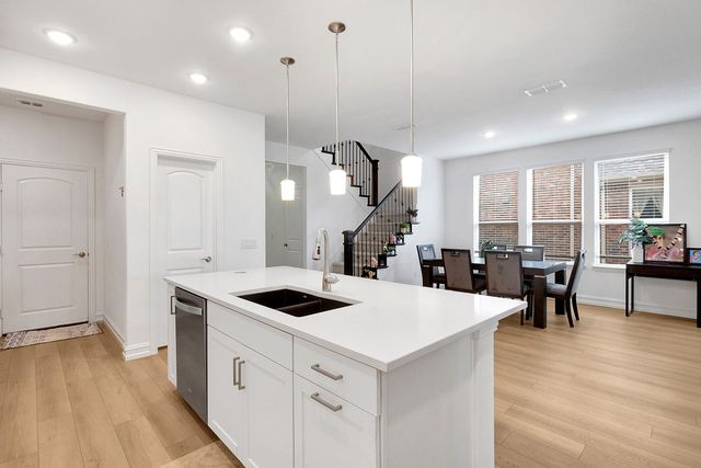 413 Breeds Hill Road, Little Elm, TX 75068