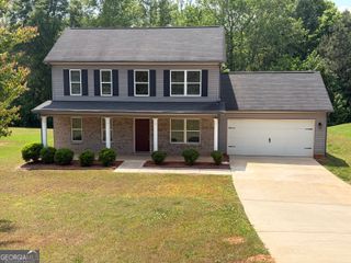 909 Revere Way, Hampton, GA 30228