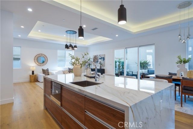 2212 Gates Avenue B, Redondo Beach, CA 90278