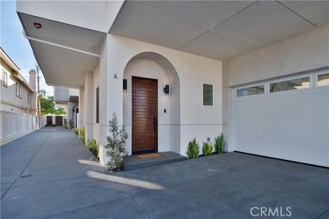 2212 Gates Avenue B, Redondo Beach, CA 90278