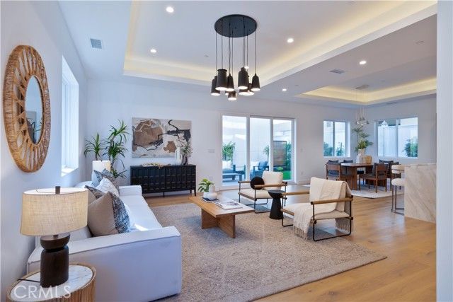 2212 Gates Avenue B, Redondo Beach, CA 90278