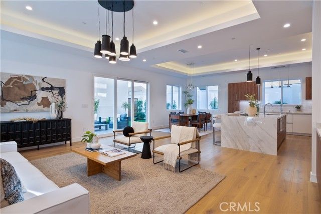 2212 Gates Avenue B, Redondo Beach, CA 90278