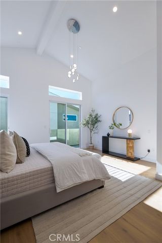 2212 Gates Avenue B, Redondo Beach, CA 90278