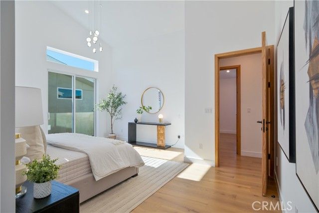 2212 Gates Avenue B, Redondo Beach, CA 90278