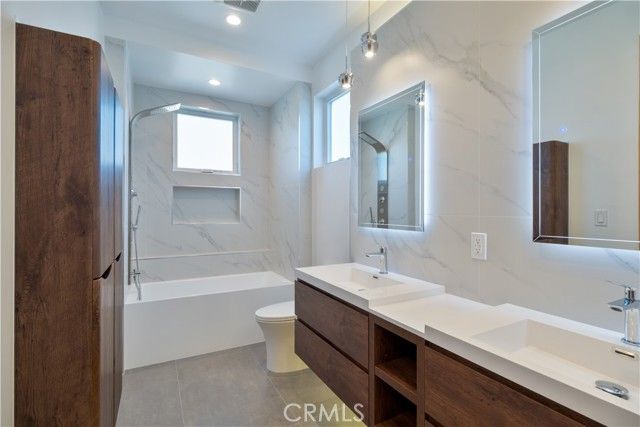 2212 Gates Avenue B, Redondo Beach, CA 90278