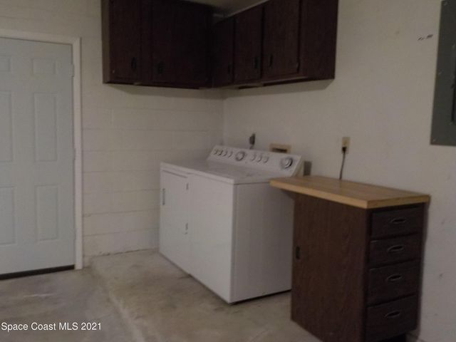 520 Avondale Road NE, Palm Bay, FL 32907