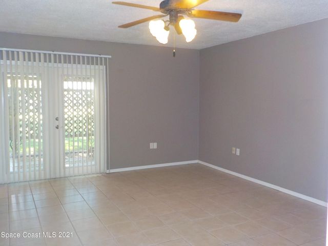 520 Avondale Road NE, Palm Bay, FL 32907