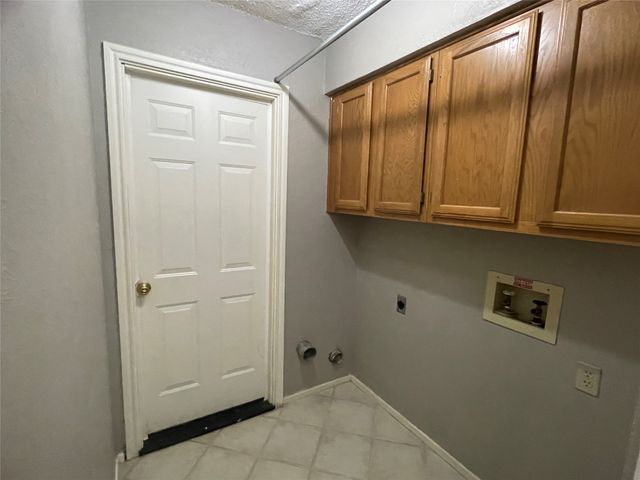 1807 Chittam Drive, Euless, TX 76039