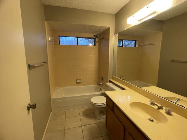 1807 Chittam Drive, Euless, TX 76039