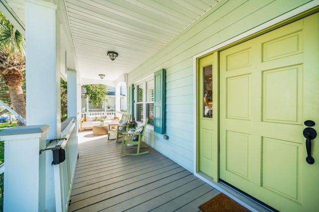 711 Gate Post Drive, Mount Pleasant, SC 29464