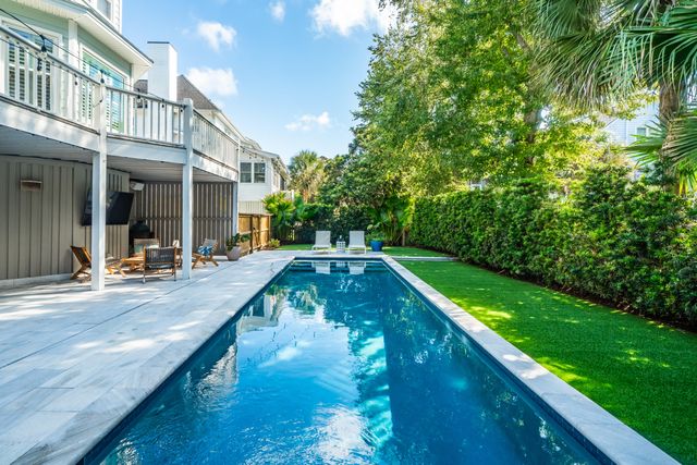 711 Gate Post Drive, Mount Pleasant, SC 29464