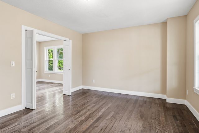 53 Devens St, Springfield, MA 01151
