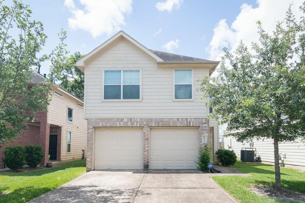 8914 Santo Domingo, Houston, TX 77017