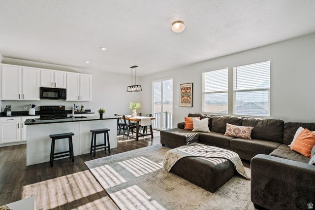 2485 W WYSTERIA DR, Mapleton, UT 84664