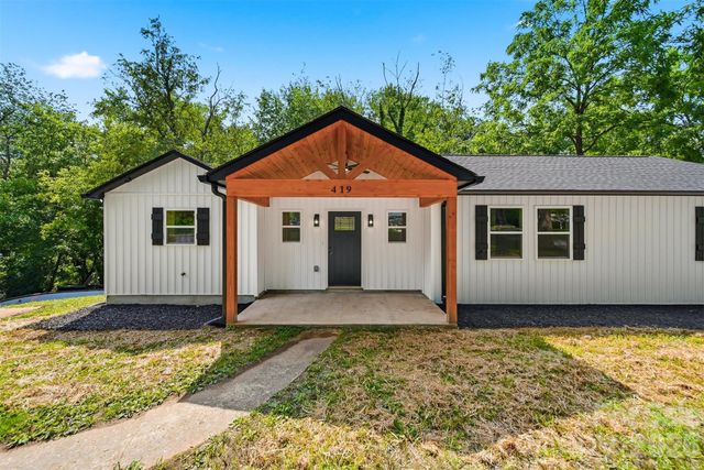 419 Rockyford Street, Morganton, NC 28655