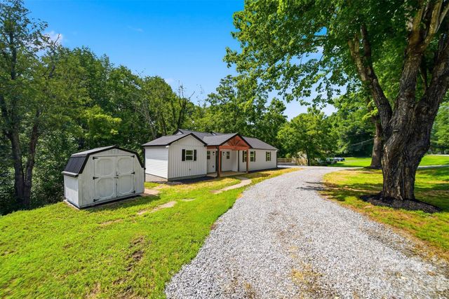 419 Rockyford Street, Morganton, NC 28655